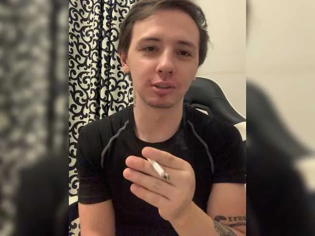 Live sex webcam photo for Renaissance1 #294224214