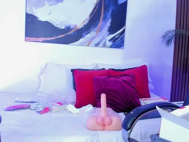 Live sex webcam photo for Renata-Saenz #291285047