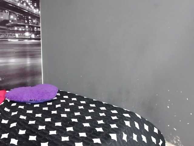 Live sex webcam photo for Renatha-curly #271878820
