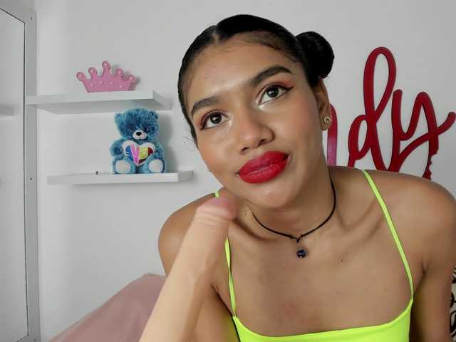 Live sex webcam photo for Renatta-sx #273624680