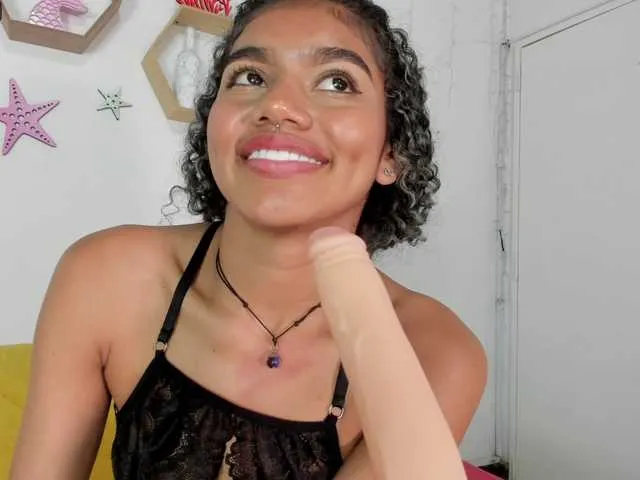 Live sex webcam photo for Renatta-sx #274557116