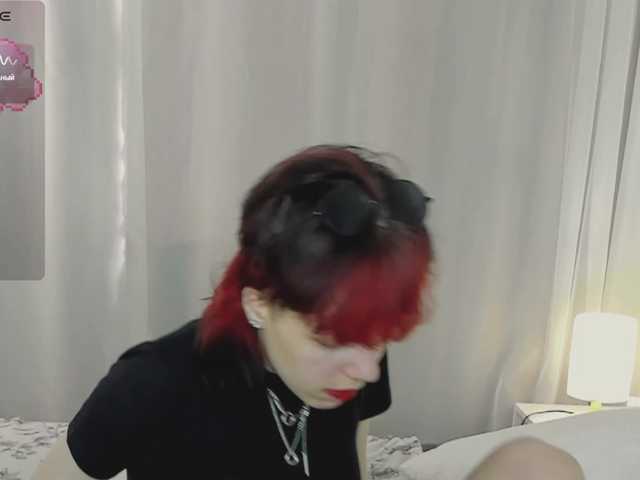 Live sex webcam photo for ReneYolker #291231761