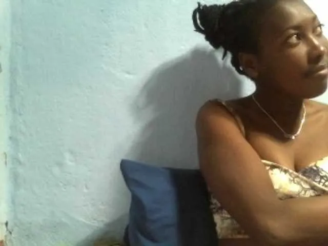 Live sex webcam photo for ReneeGlamour #274656073