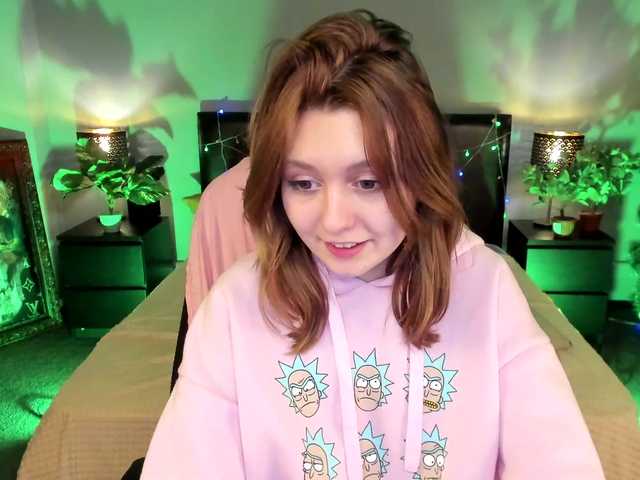 Live sex webcam photo for Renessy #271840655