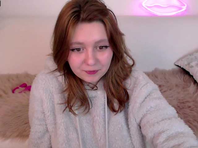 Live sex webcam photo for Renessy #272167388