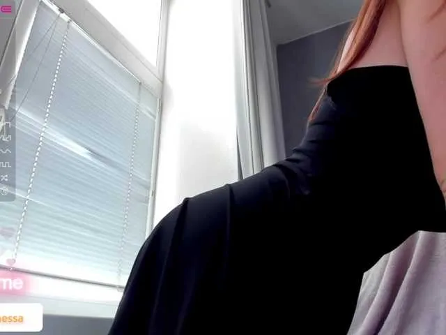 Live sex webcam photo for Renessy #275720523