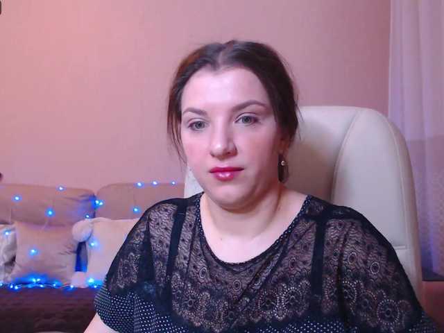 Live sex webcam photo for RennaHart #271956677