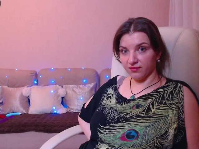 Live sex webcam photo for RennaHart #272143076