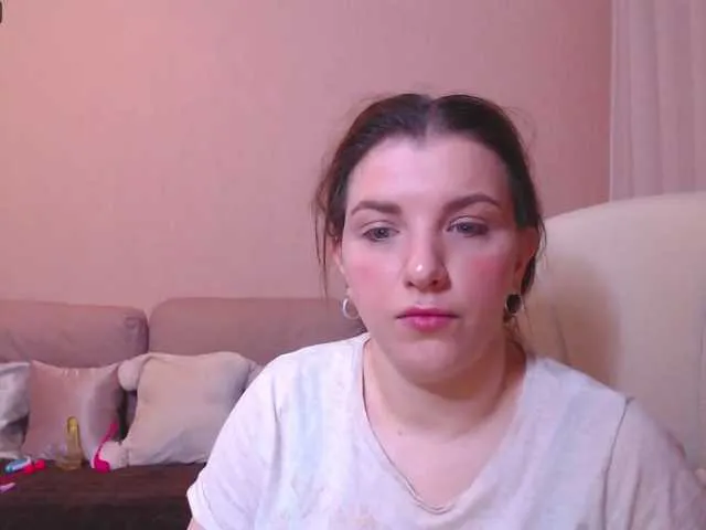 Live sex webcam photo for RennaHart #272273581