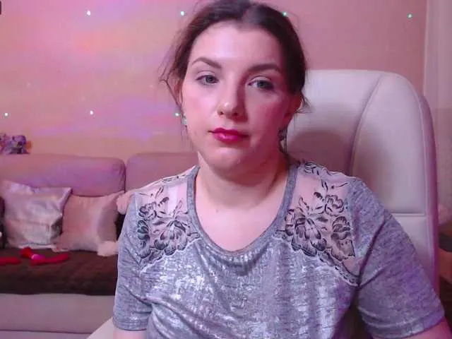 Live sex webcam photo for RennaHart #272466344