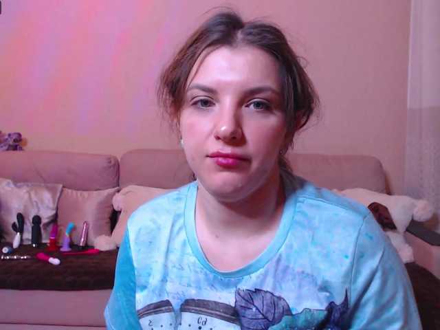 Live sex webcam photo for RennaHart #272494321