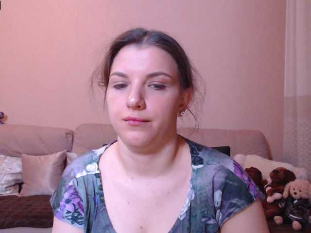 Live sex webcam photo for RennaHart #272927859