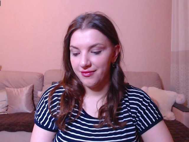 Live sex webcam photo for RennaHart #273079571