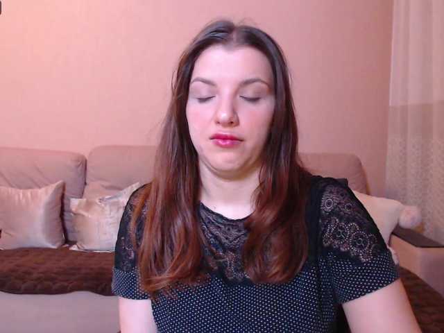 Live sex webcam photo for RennaHart #273088232