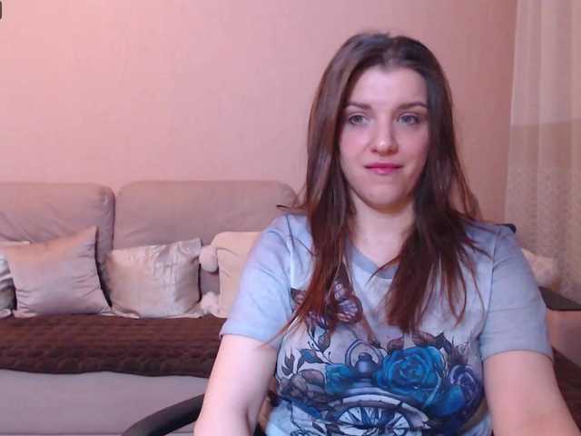 Live sex webcam photo for RennaHart #273547821