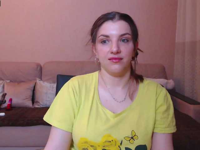 Live sex webcam photo for RennaHart #273643554