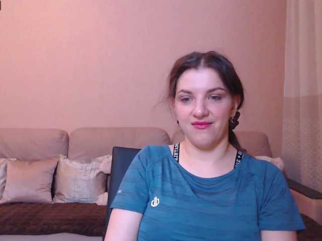 Live sex webcam photo for RennaHart #273649411
