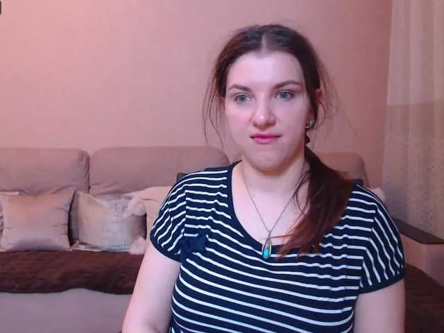 Live sex webcam photo for RennaHart #273673630