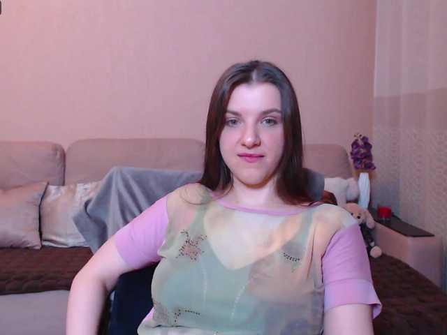 Live sex webcam photo for RennaHart #273999719