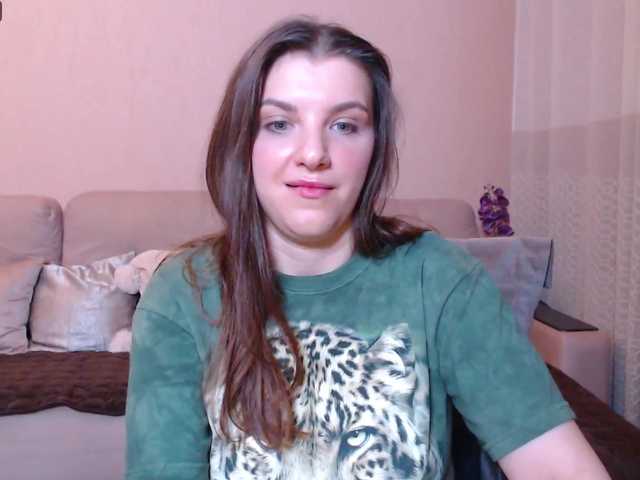 Live sex webcam photo for RennaHart #274051828