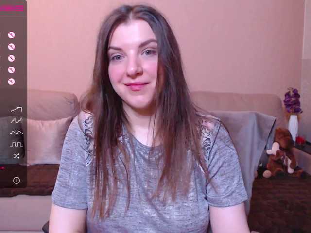 Live sex webcam photo for RennaHart #274479745