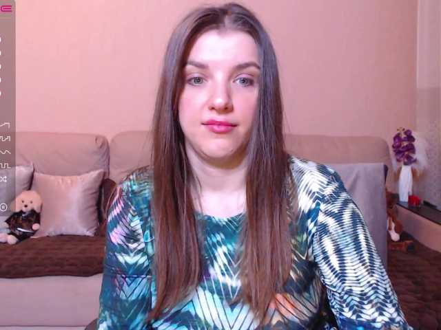 Live sex webcam photo for RennaHart #274655777