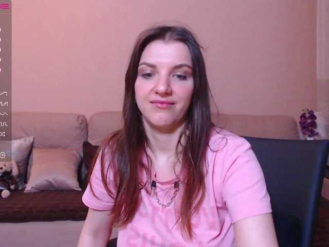 Live sex webcam photo for RennaHart #274710376