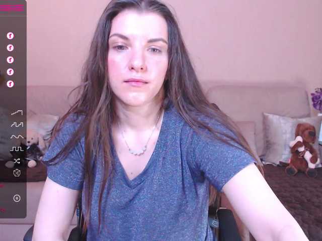 Live sex webcam photo for RennaHart #275617404