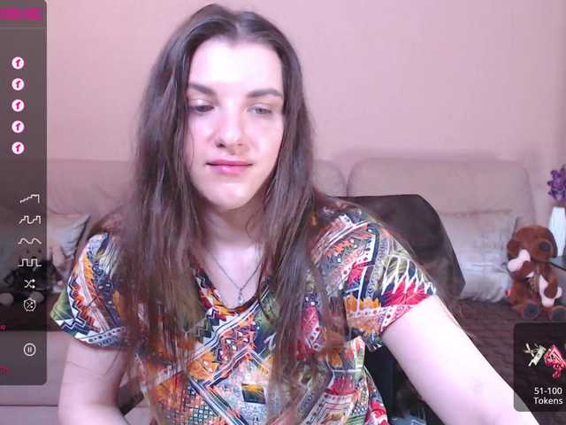 Live sex webcam photo for RennaHart #275772753