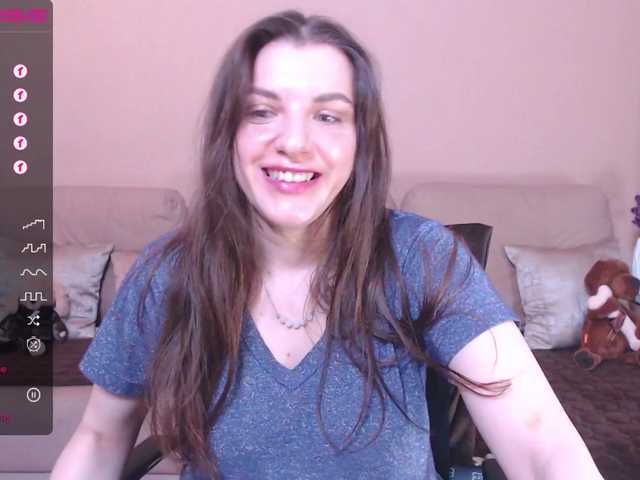 Live sex webcam photo for RennaHart #275860046