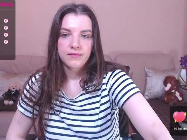 Live sex webcam photo for RennaHart #275922440