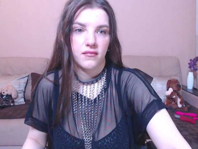 Live sex webcam photo for RennaHart #276015591