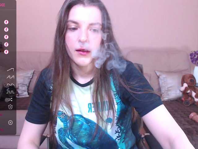 Live sex webcam photo for RennaHart #276142426