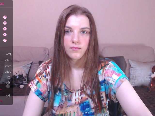 Live sex webcam photo for RennaHart #276303845