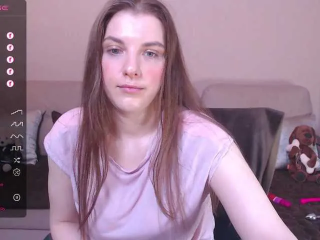 Live sex webcam photo for RennaHart #276330779