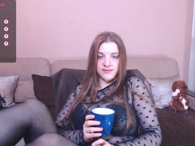 Live sex webcam photo for RennaHart #276449197