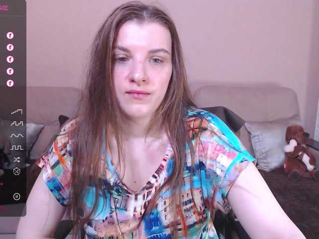 Live sex webcam photo for RennaHart #276471934