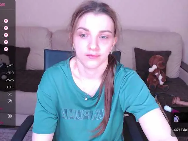 Live sex webcam photo for RennaHart #276730054