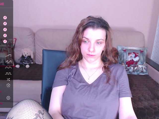 Live sex webcam photo for RennaHart #277131393