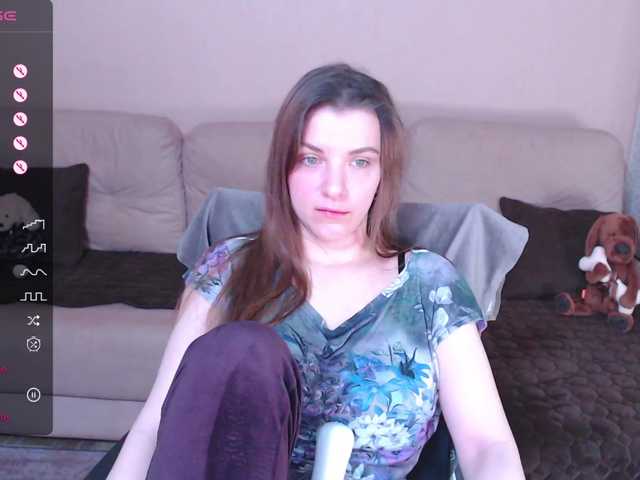 Live sex webcam photo for RennaHart #277487228