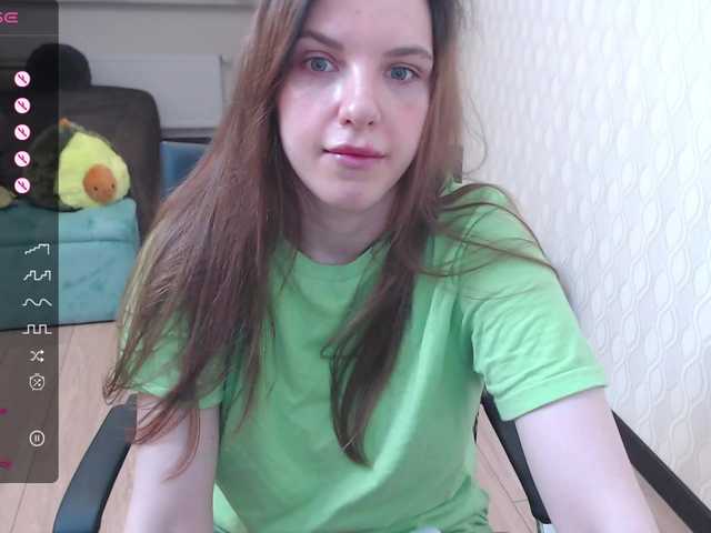 Live sex webcam photo for RennaHart #277802294