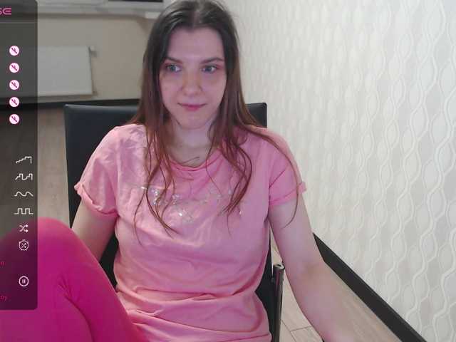 Live sex webcam photo for RennaHart #286715633
