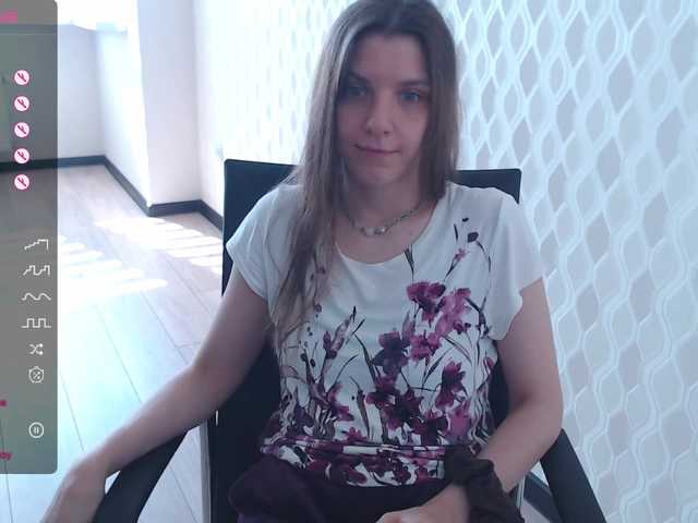 Live sex webcam photo for RennaHart #291002706