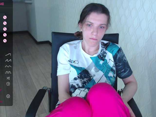 Live sex webcam photo for RennaHart #291449895