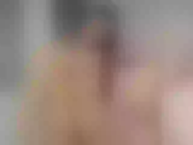 Live sex webcam photo for Rennaaa #276308989
