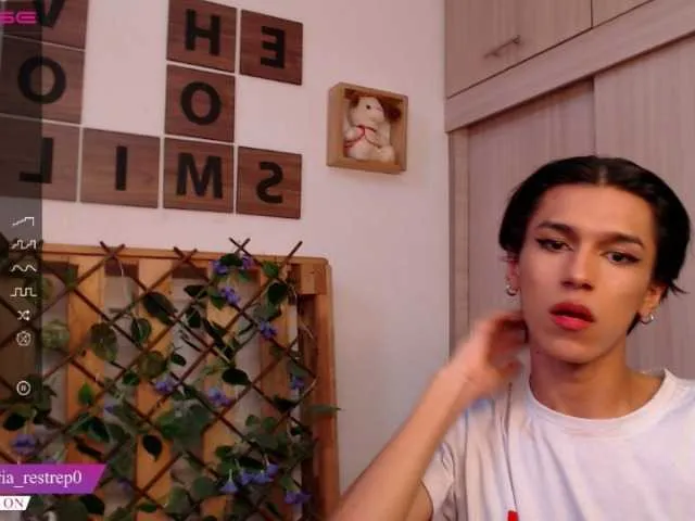 Live sex webcam photo for Ressco2002 #274356422