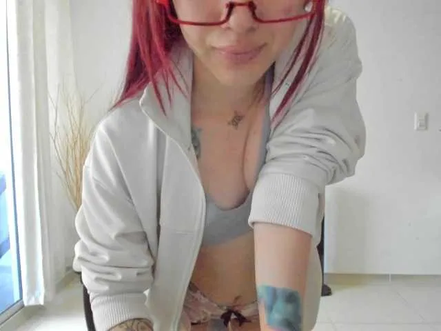 Live sex webcam photo for RevySadashiTrue #292120823