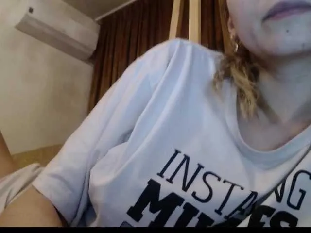 Live sex webcam photo for Rexxa-flower #272962436