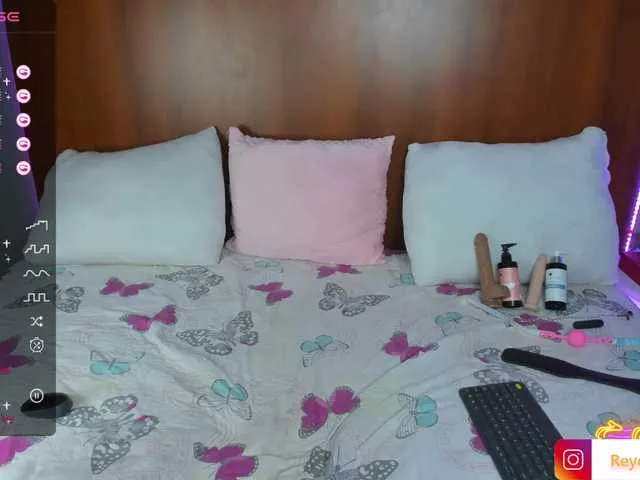 Live sex webcam photo for ReychelGV #276207832