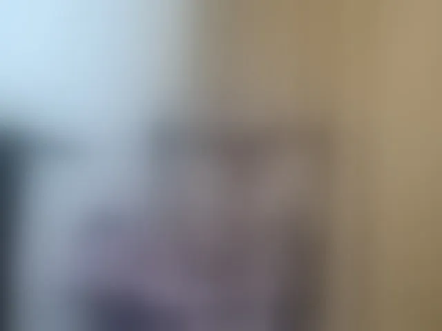 Live sex webcam photo for ReyleDoll #274143171